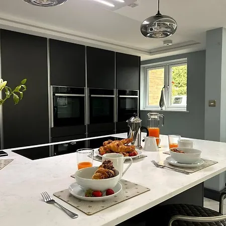 Moonsticks, Modern & Well Presented 5 Bed House Villa Spixworth Exterior photo