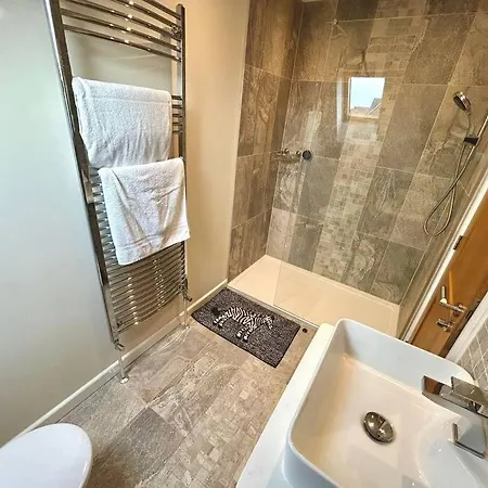 Moonsticks, Modern & Well Presented 5 Bed House Villa Spixworth Exterior photo