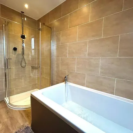 Moonsticks, Modern & Well Presented 5 Bed House Villa Spixworth Exterior photo