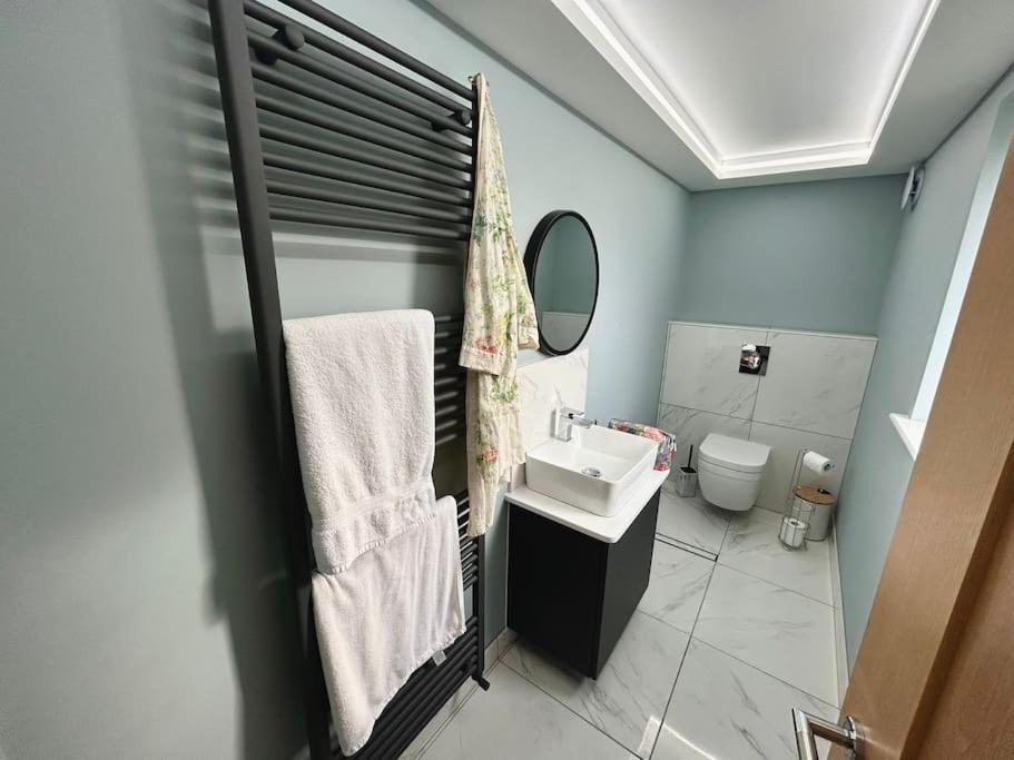 Holiday home Moonsticks, Modern & Well Presented 5 Bed House