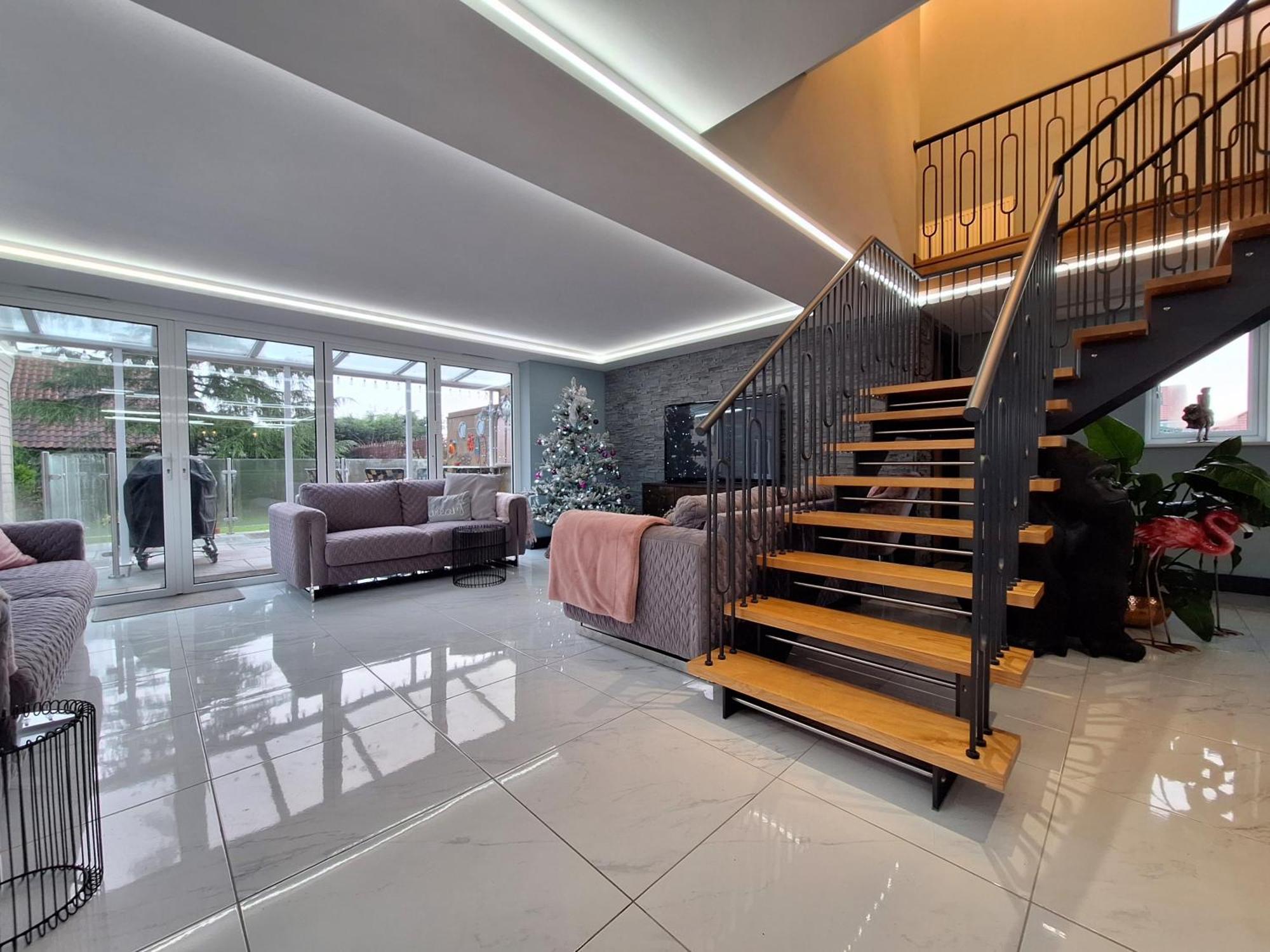 Moonsticks, Modern & Well Presented 5 Bed House Holiday home